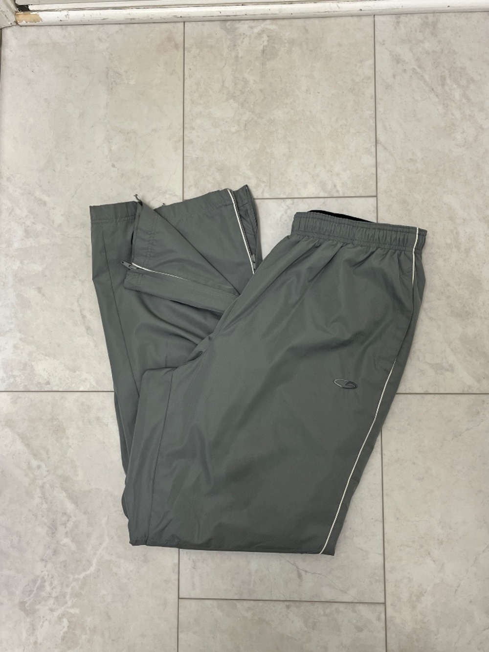 Unisex Champion Grey Sweatpants L